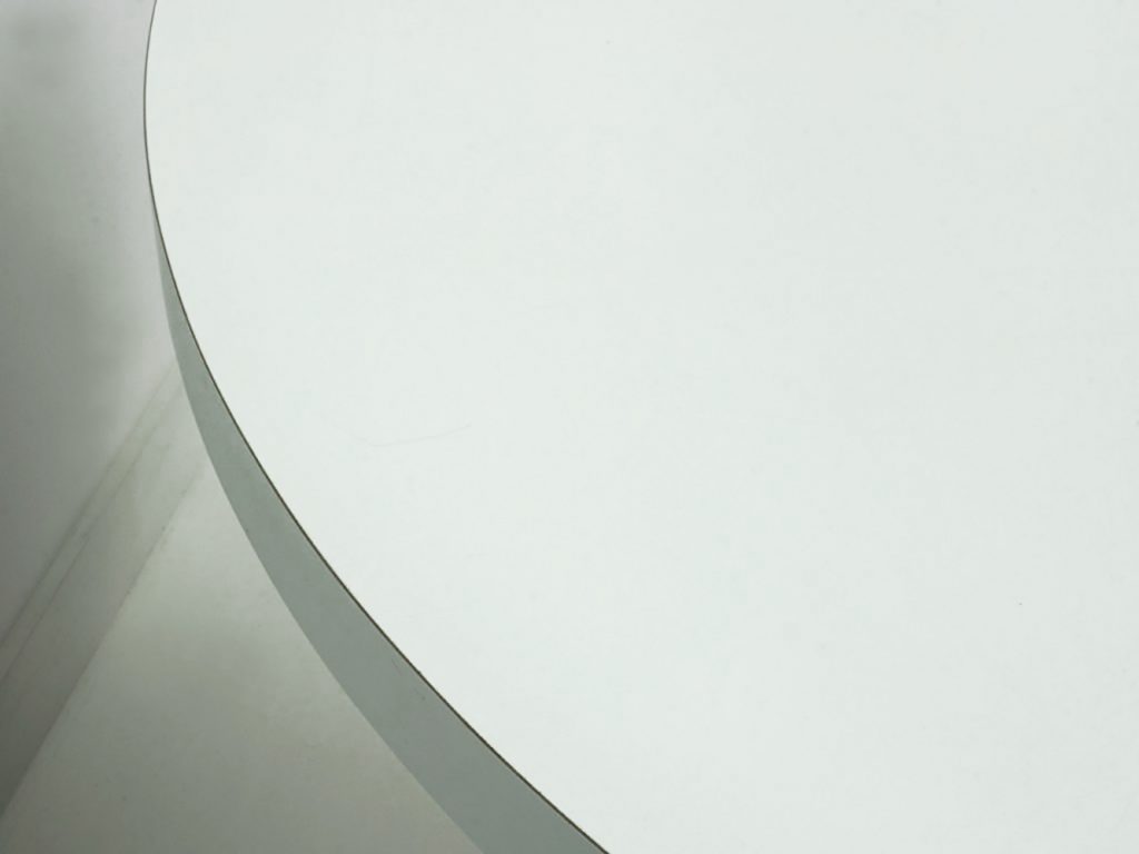 Charles & Ray Eames Tisch