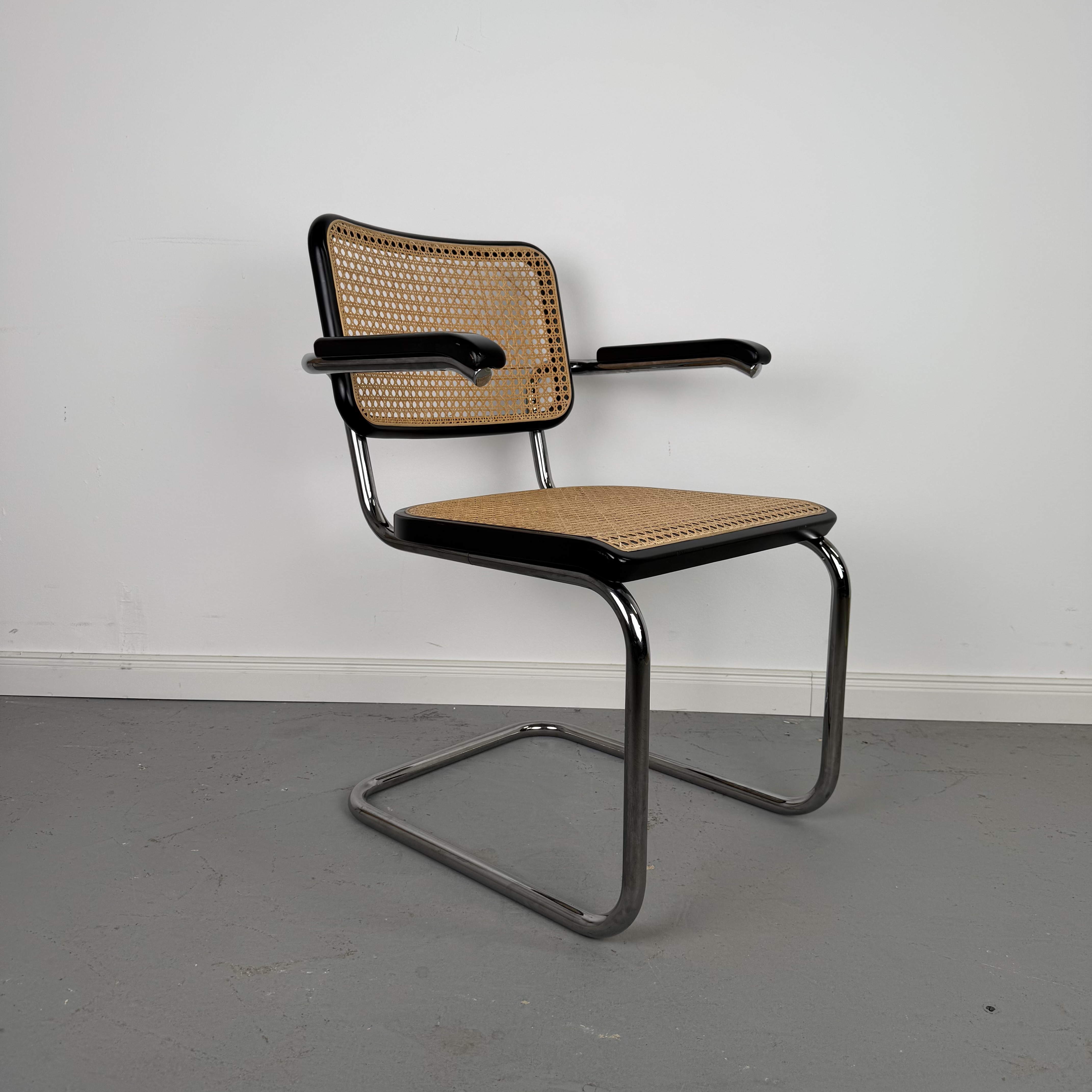 Freischwinger S64 V von Marcel Breuer für Thonet Freischwinger S64 V von Marcel Breuer für Thonet