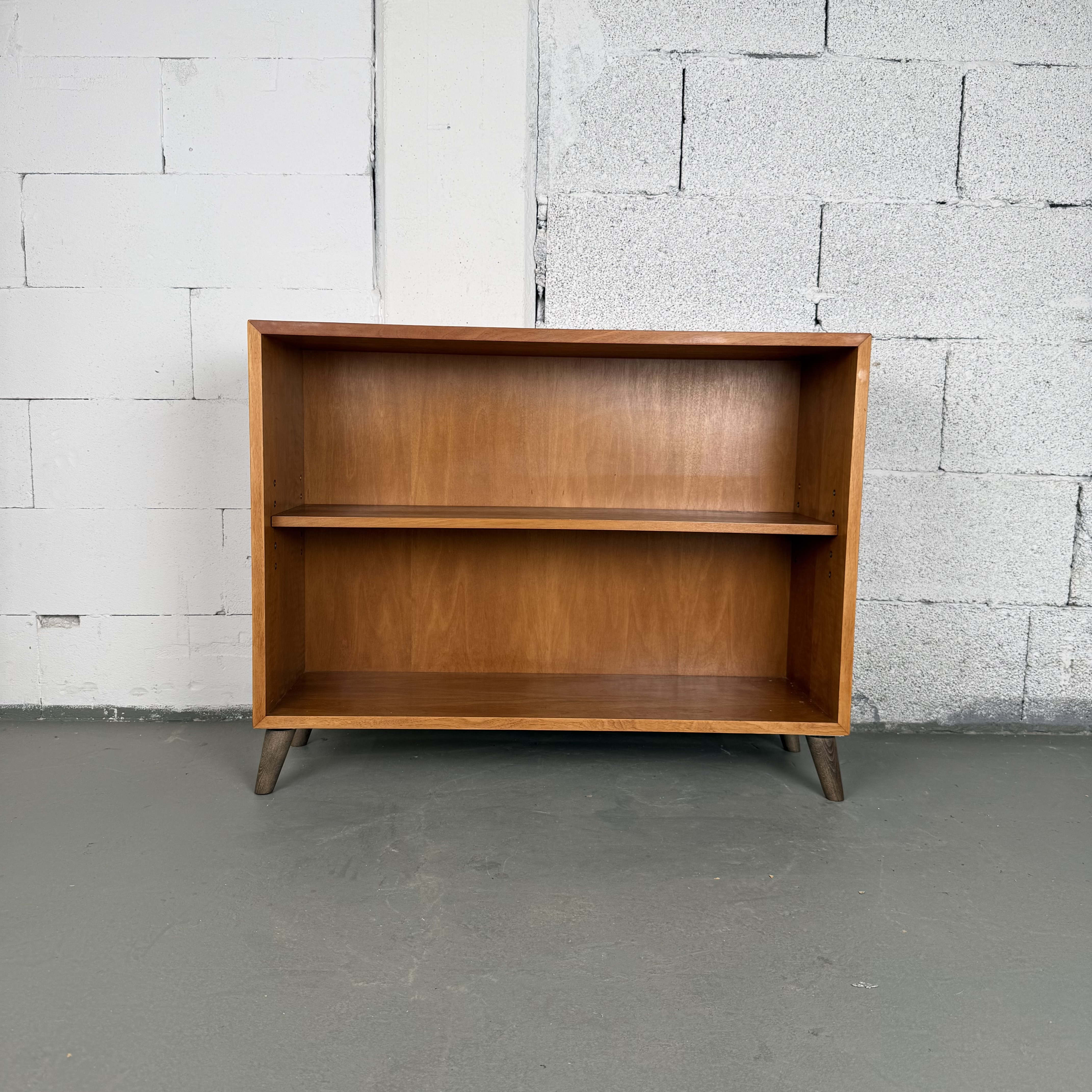 süße offene Kommode aus den 60er Jahren