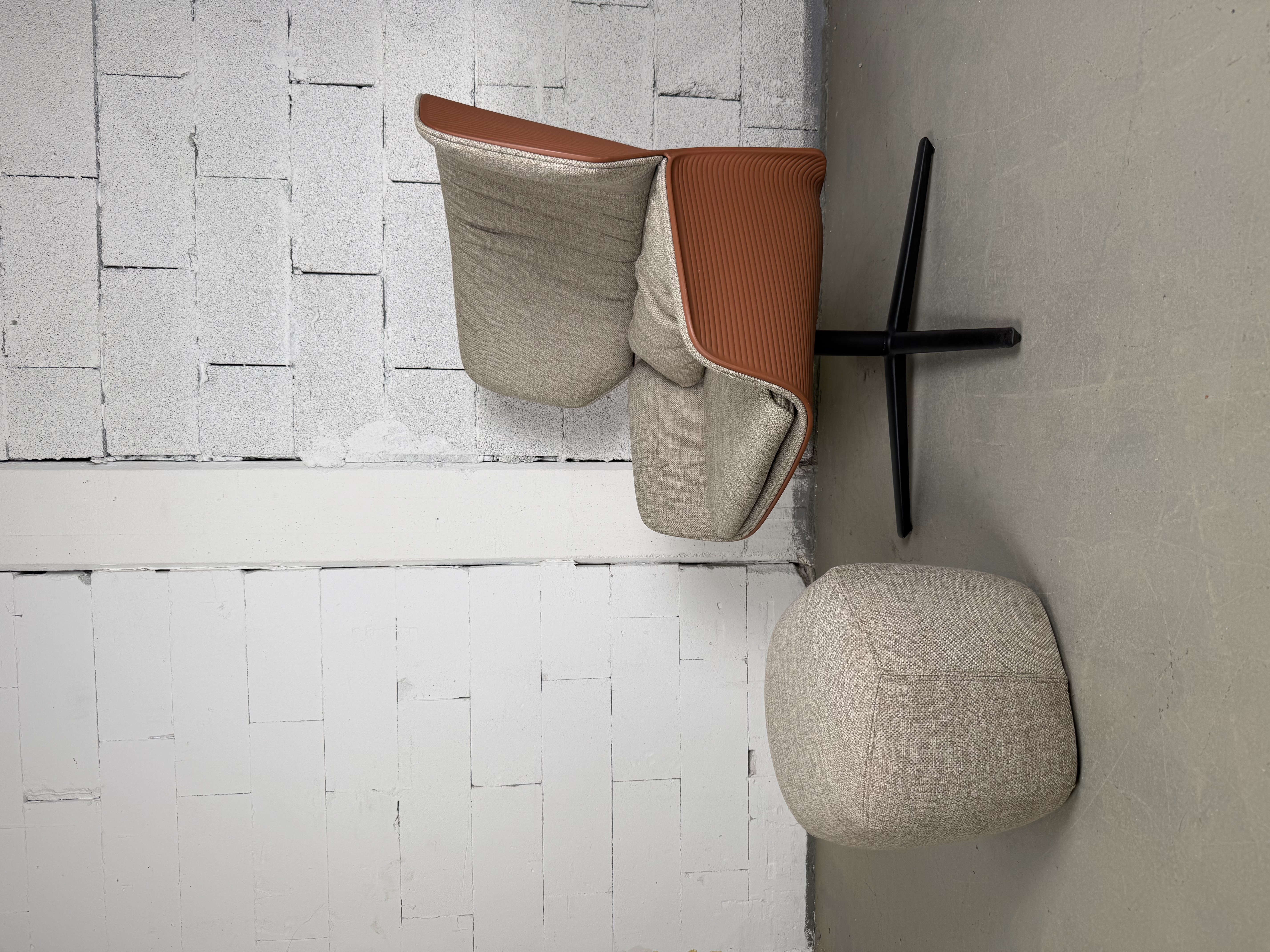 Andreu World Nuez Hocker RS2739 Lounge BIO