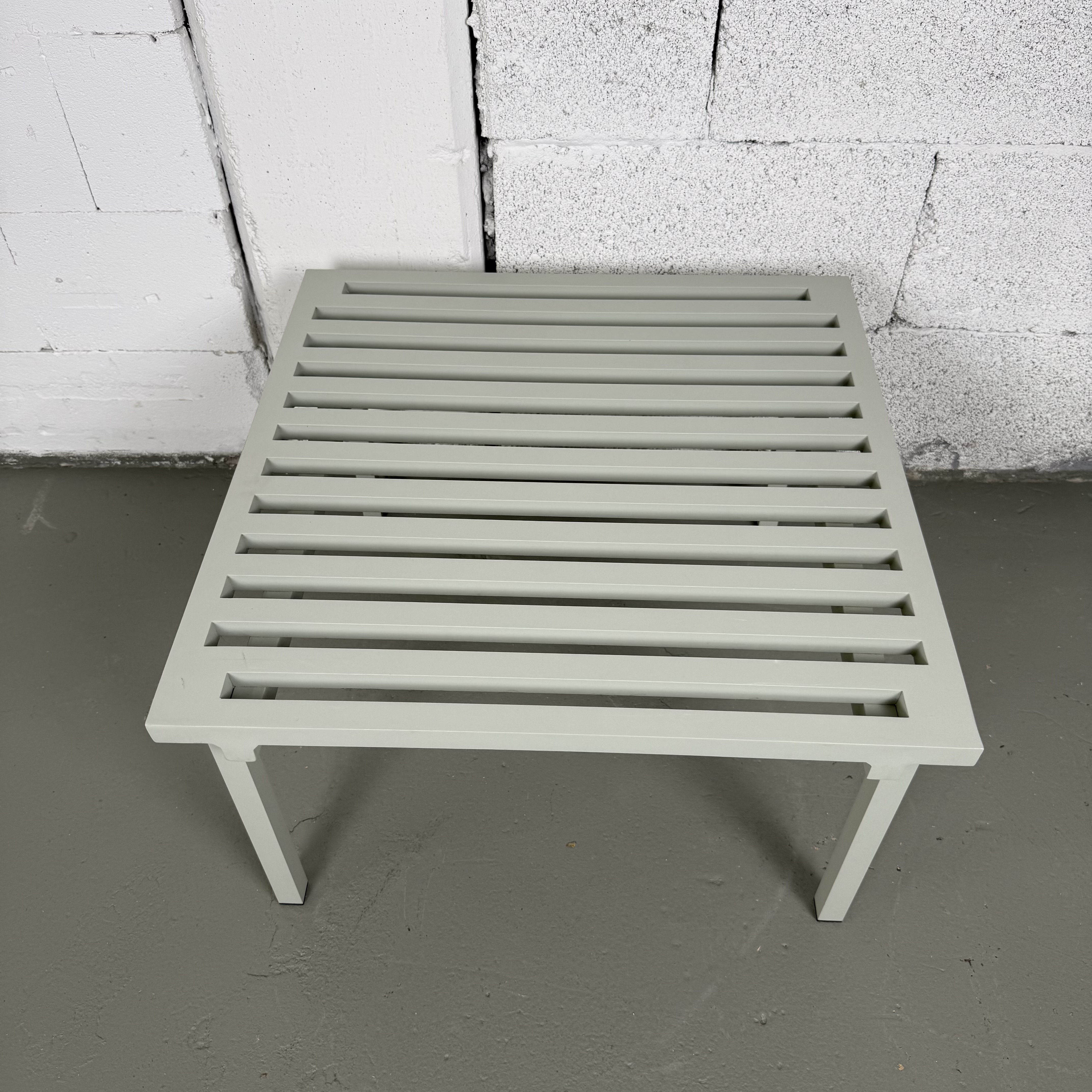 Nine 19 Outdoors Tisch