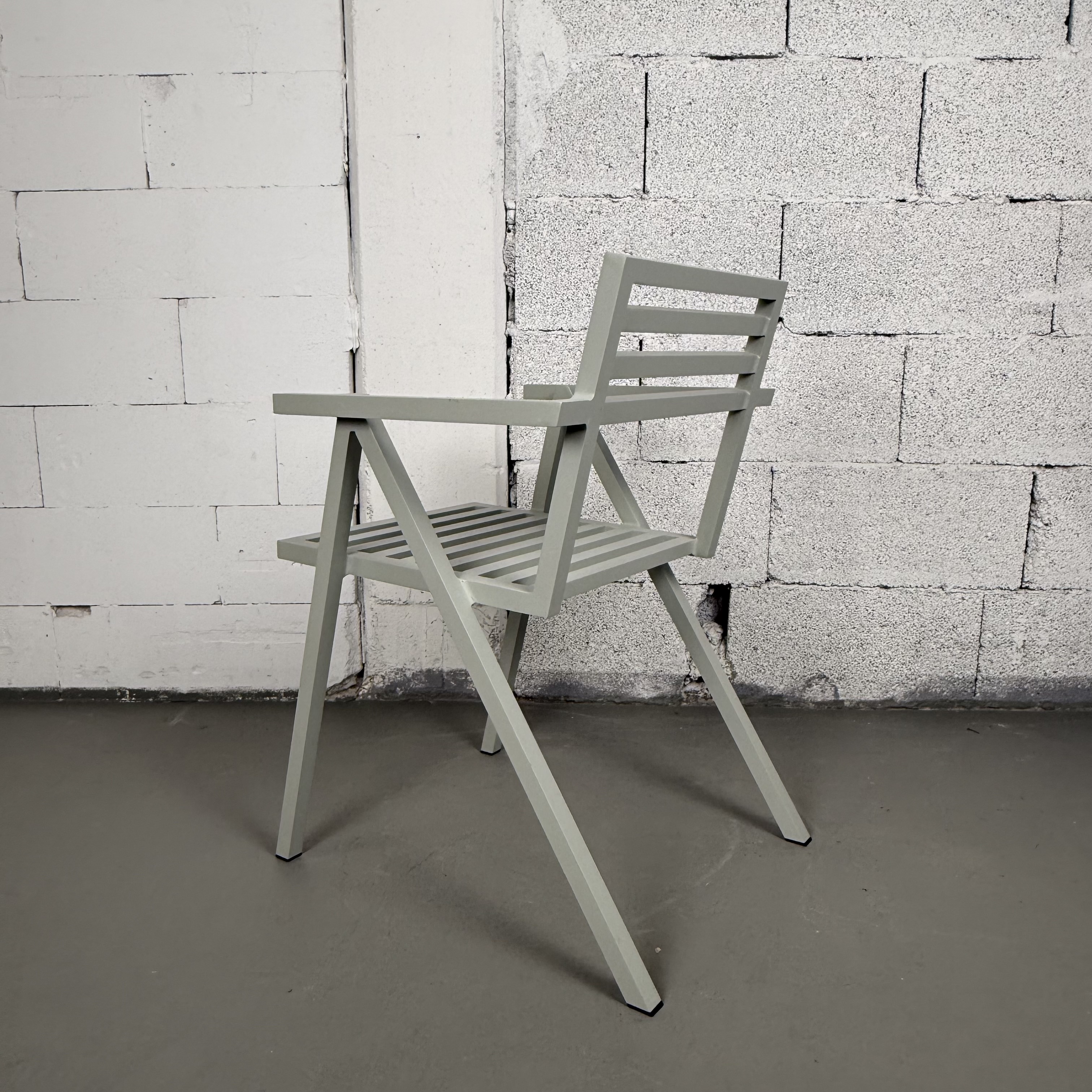 Nine  19 Outdoors Armlehnstuhl stapelbar