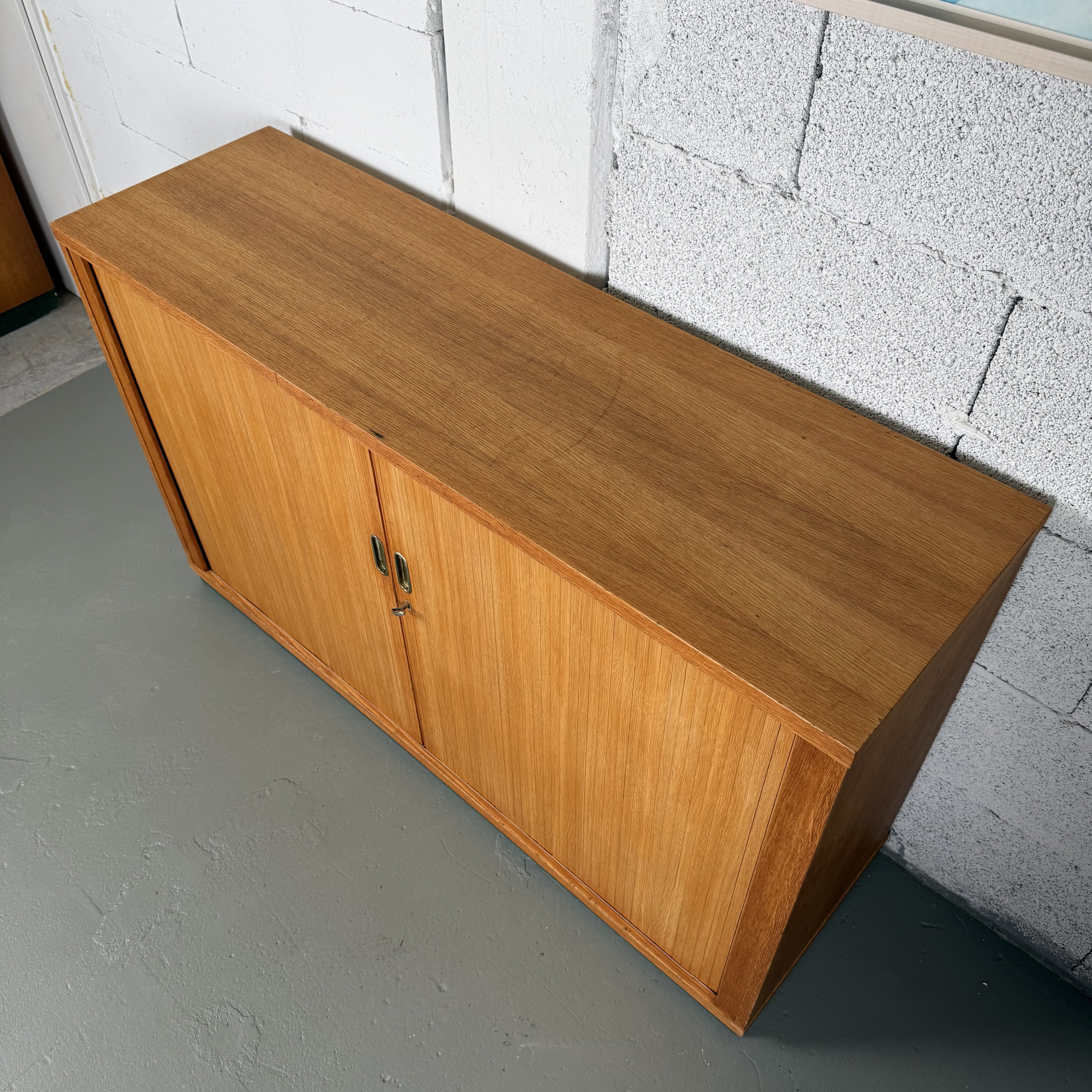 Rolladensideboard aus den 50er Jahren