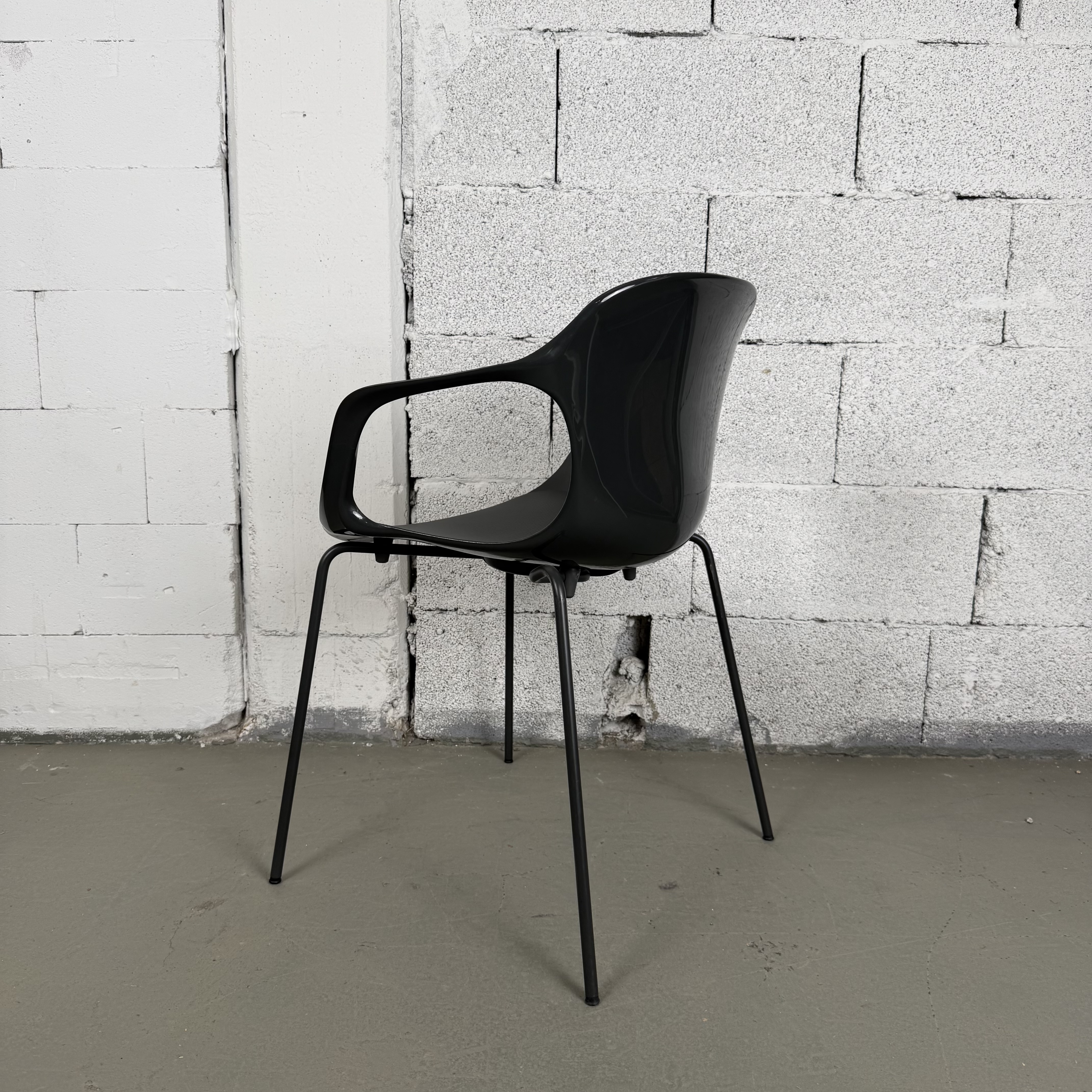 Fritz Hansen Armlehnstuhl NAP KS60 in Schwarz