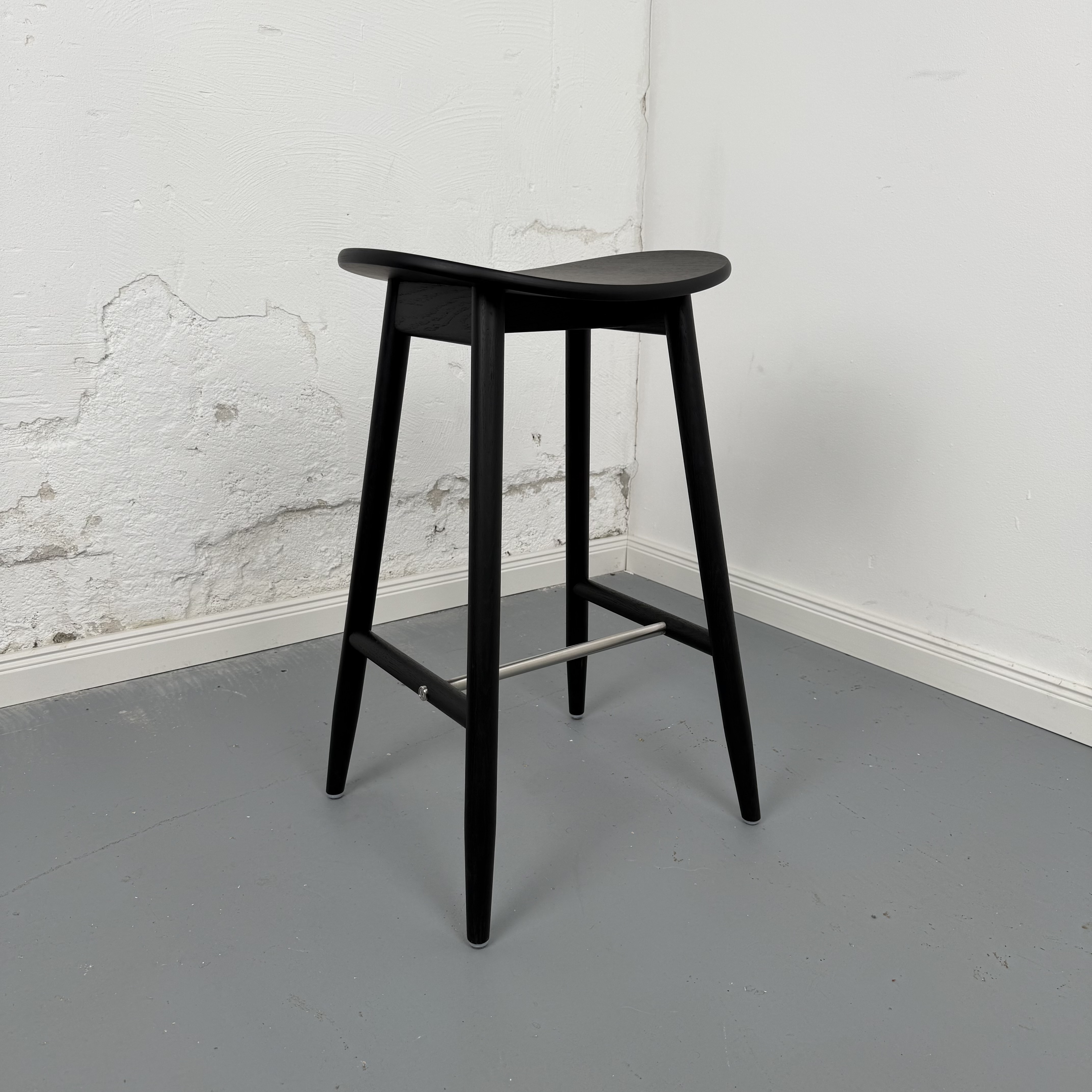 Icha Barhocker von Massproductions