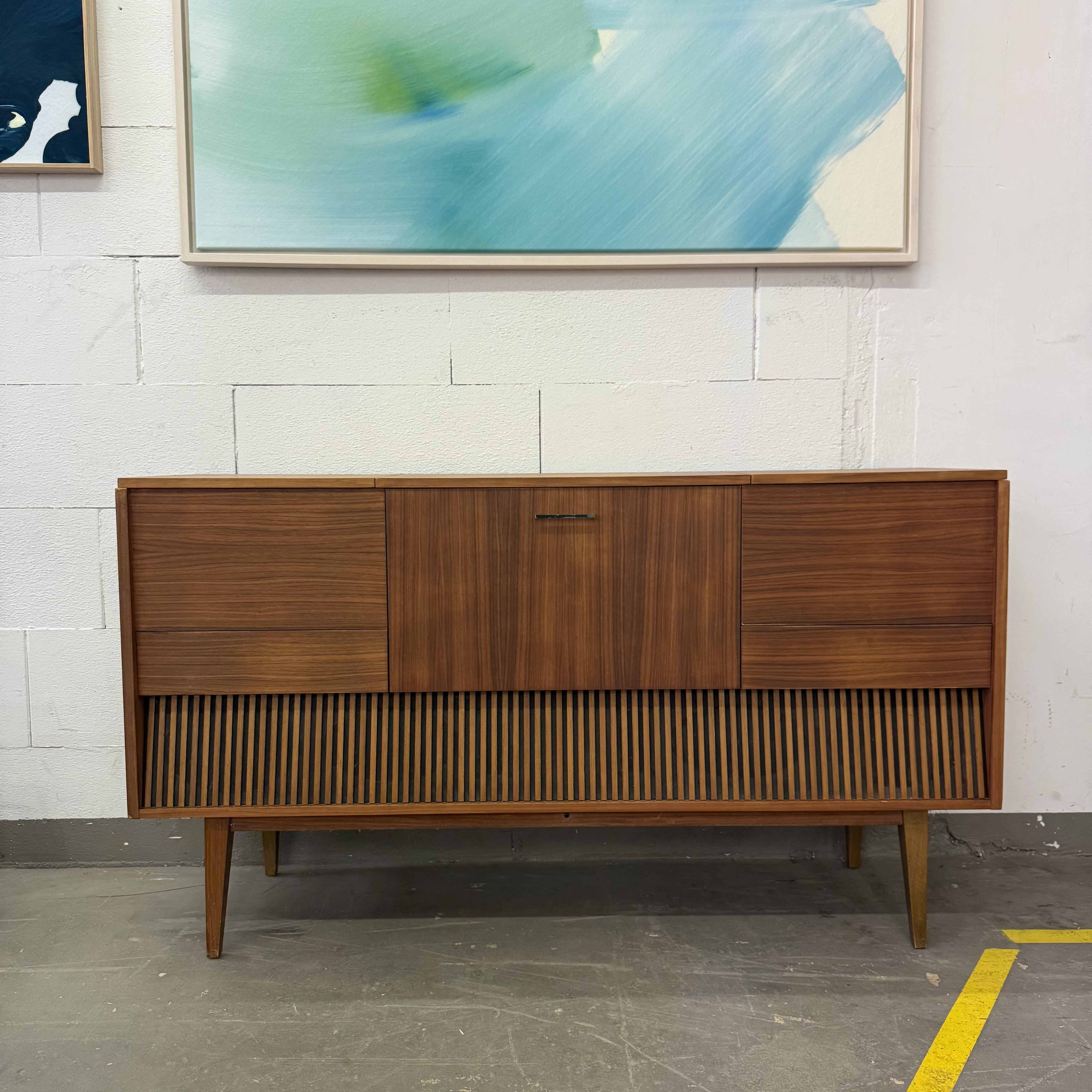 wunderschönes 60er Jahre Musiksideboard