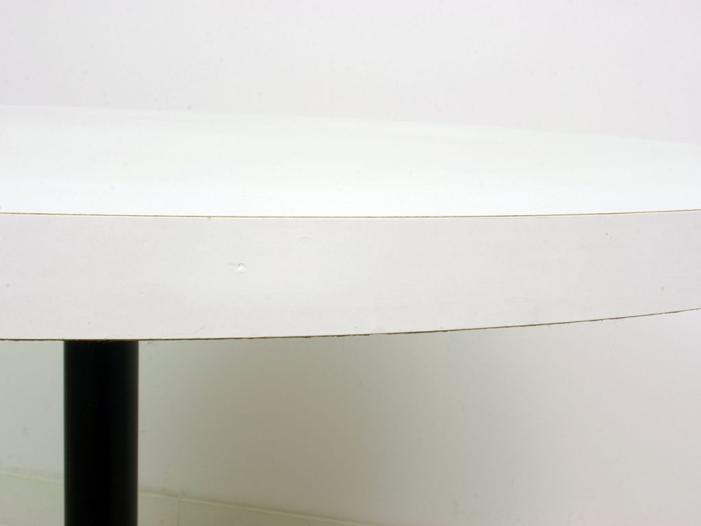 Charles & Ray Eames Tisch