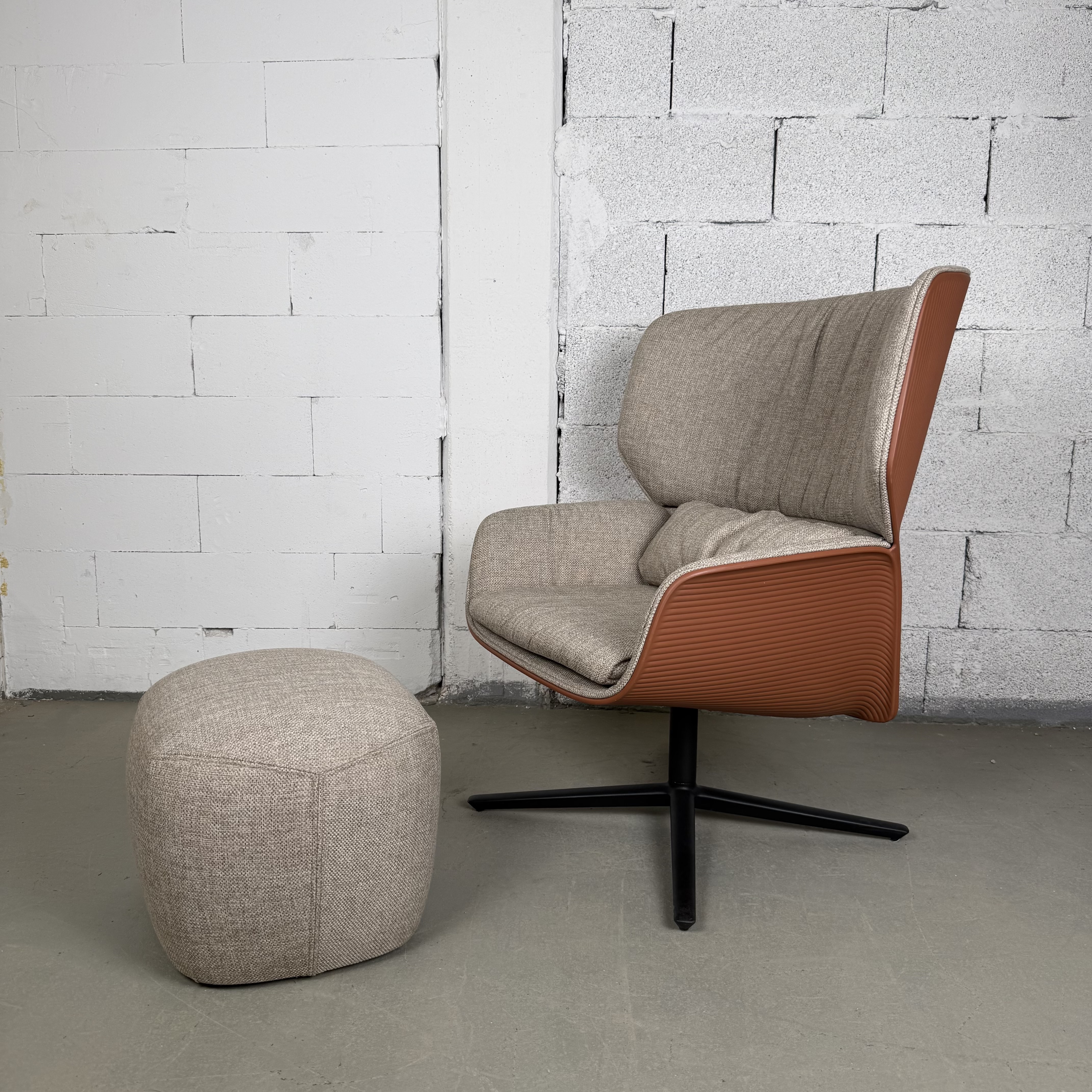 Andreu World Nuez Hocker RS2739 Lounge BIO